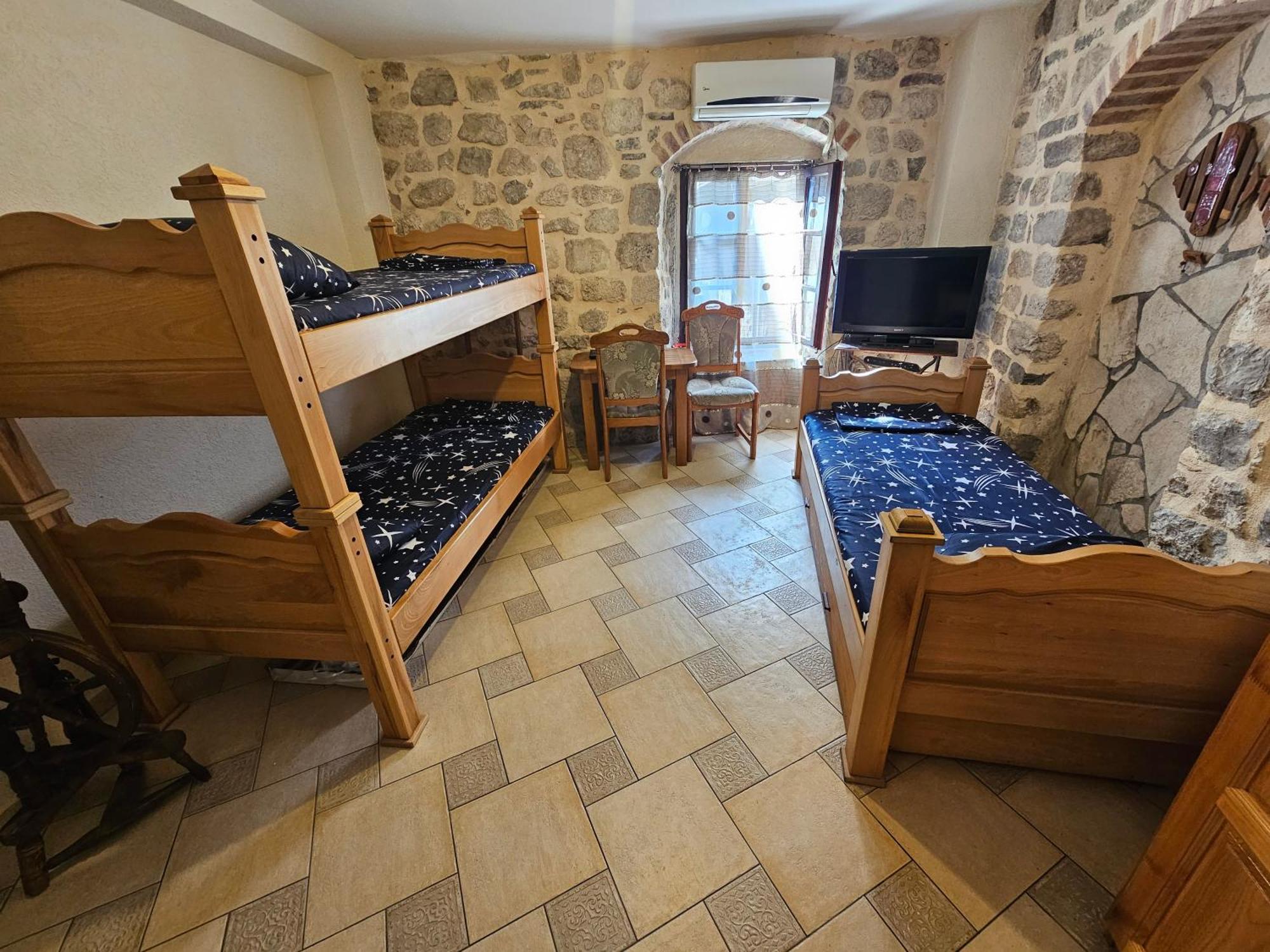 Guest House Sljuka Kotor Exteriér fotografie